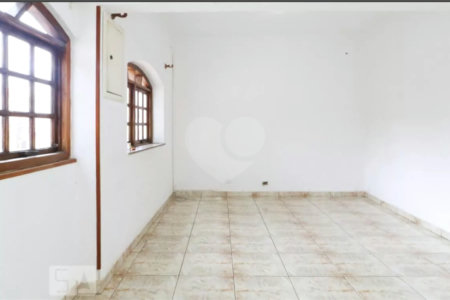 Casa Térrea à venda com 5 quartos, sendo 2 suítes, em Vila Mazzei, São Paulo, SP