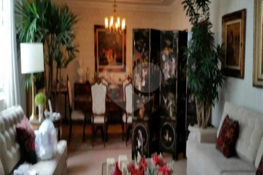 Apartamento à venda com 4 quartos, sendo 3 suítes, em Jardim Paulista, São Paulo, SP