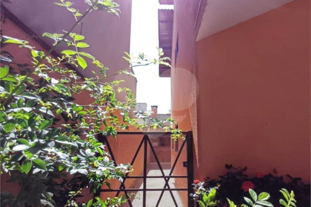 Casa à venda com 4 quartos, sendo 2 suítes,  em Vila Oliveira, Mogi das Cruzes, SP