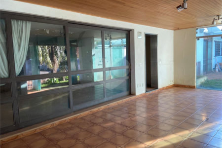Casa para alugar com 4 quartos, sendo 2 suítes, no Centro, Araraquara, SP