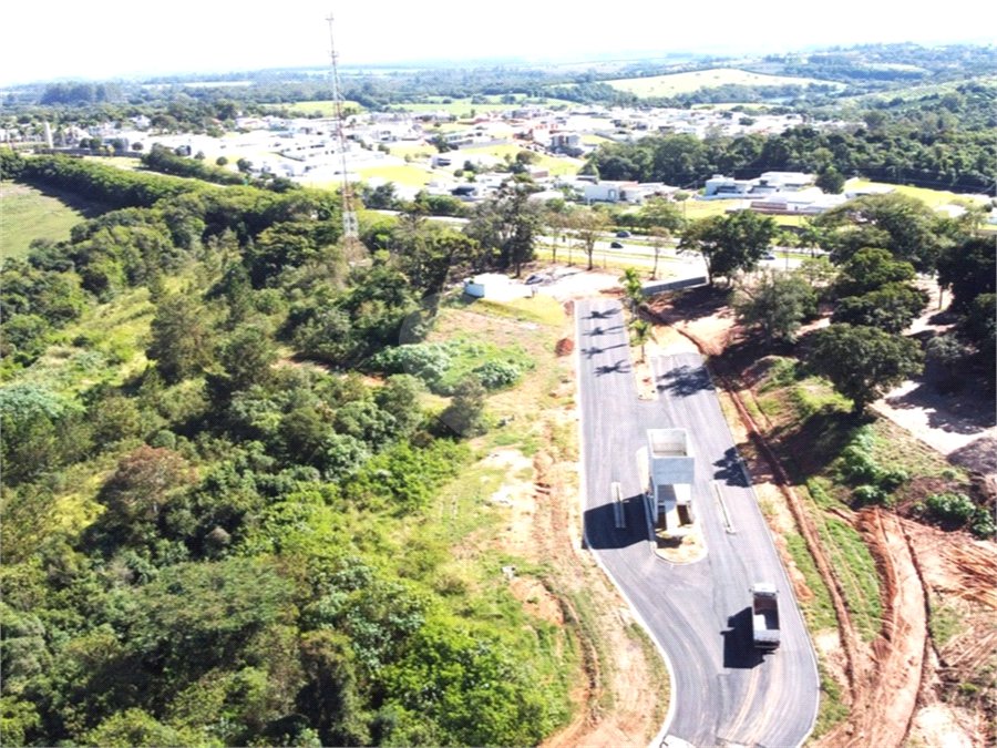Terreno à venda no condomínio Loteamento Reserva dos Lagos, Sorocaba - SP