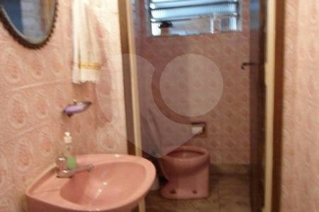 Casa à venda com 5 quartos, sendo 2 suítes, em Planalto Paulista, São Paulo, SP