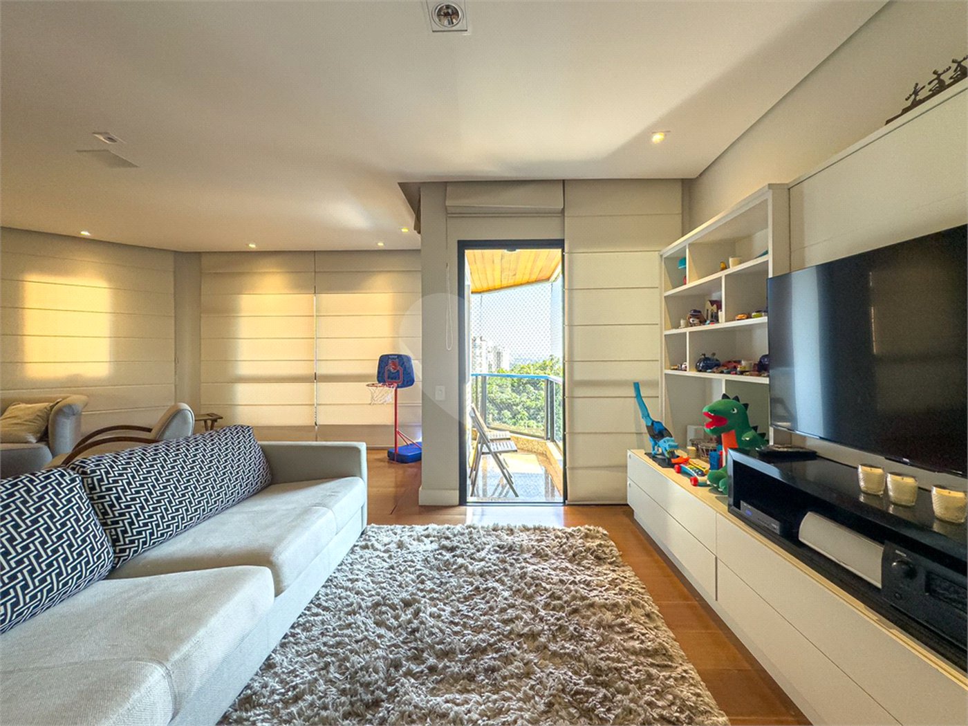 Apartamento à venda com 3 suítes em Sumarezinho, São Paulo, SP