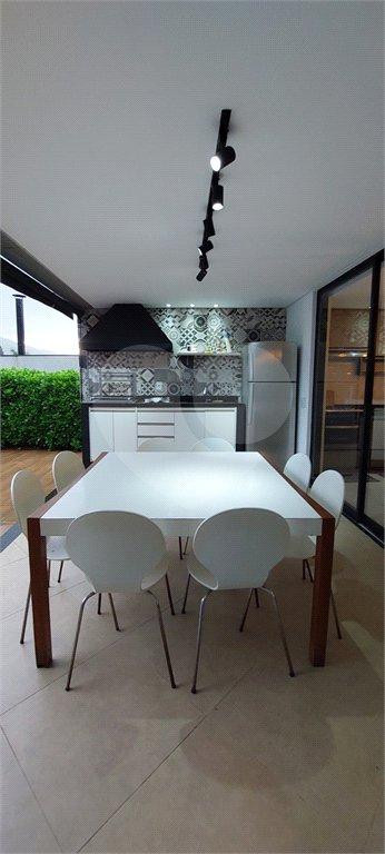 Casa para alugar com 5 quartos, sendo 1 suíte, no condomínio Figueira Garden, Atibaia - SP