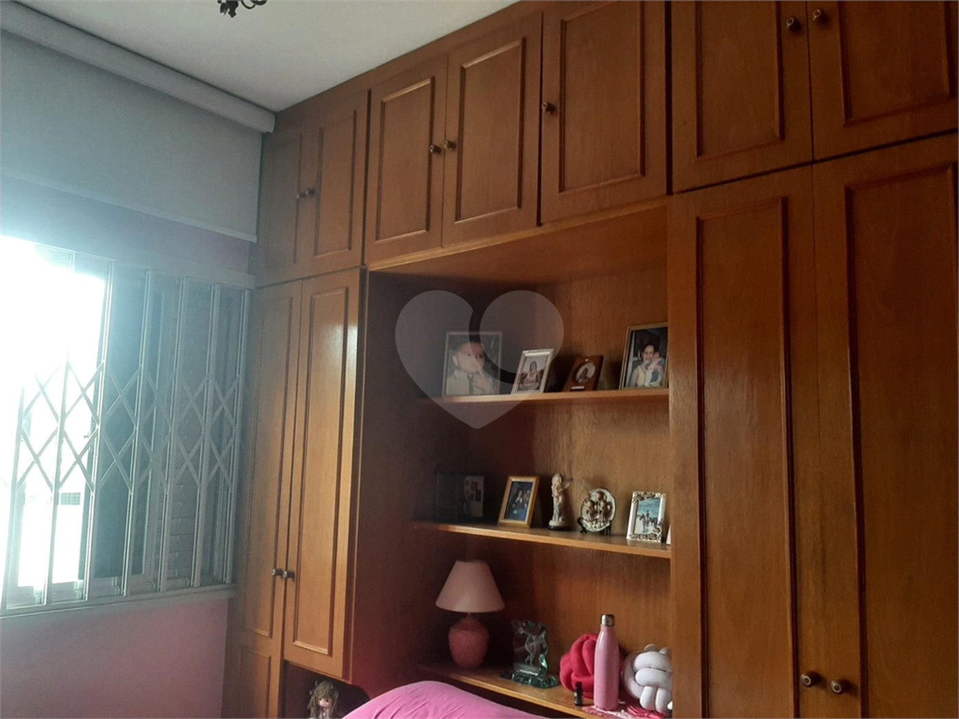 Sobrado à venda com 4 quartos, sendo 2 suítes, em Tremembé, São Paulo, SP