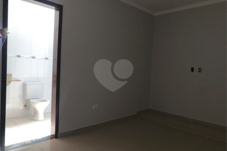 Sobrado à venda com 3 quartos, sendo 1 suíte, em Nova Cerejeira, Atibaia, SP