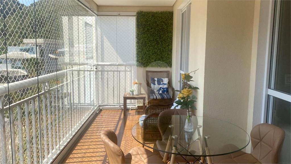 Apartamento à venda com 3 quartos, sendo 1 suíte, em Horto, São Paulo, SP