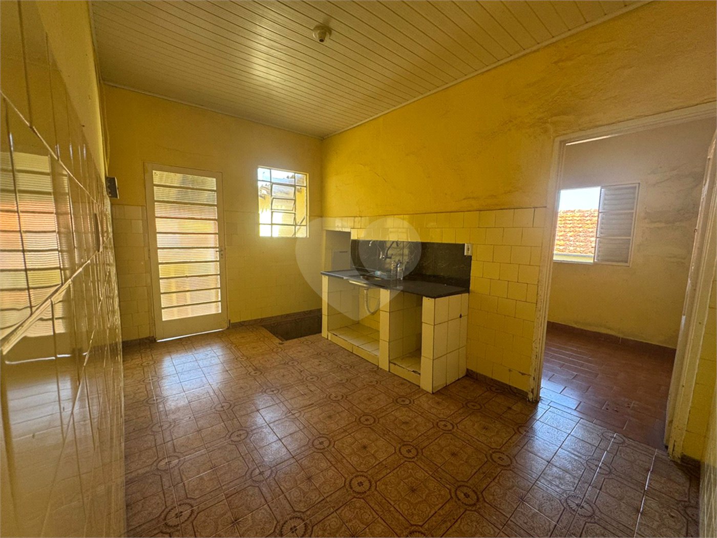 Casa à venda com 4 quartos, sendo 1 suíte, em Vila Maria, Itapetininga, SP