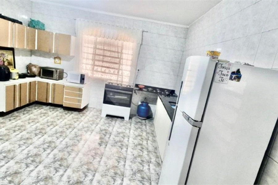 Sobrado à venda com 3 quartos, sendo 1 suíte, em Vila Nova Cachoeirinha, São Paulo, SP