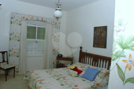 Casa à venda com 4 quartos, sendo 1 suíte, em Brooklin Velho, São Paulo, SP