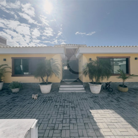 Casa em condomínio à venda com 4 quartos, sendo 2 suítes,  em Caravelas, Armação dos Búzios, RJ