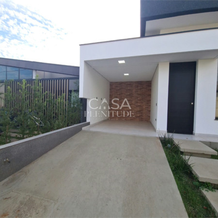 Casa em condomínio à venda com 3 quartos, sendo 1 suíte,  em Jardim Novo Horizonte, Sorocaba, SP