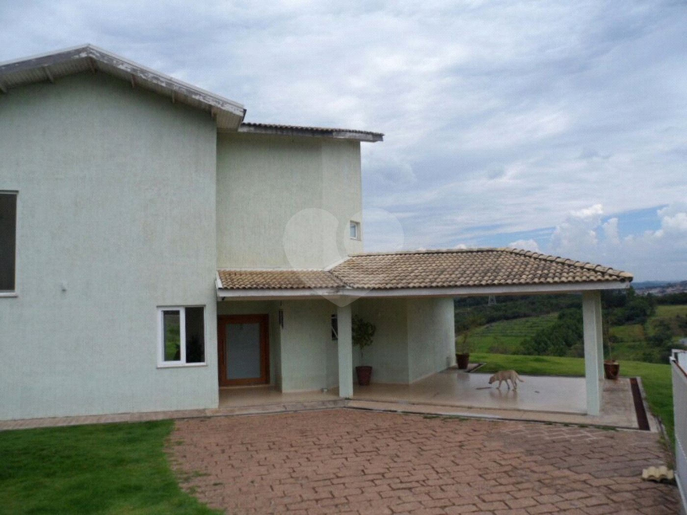 Casa à venda com 4 quartos, sendo 2 suítes, em Pinhal, Jarinu, SP