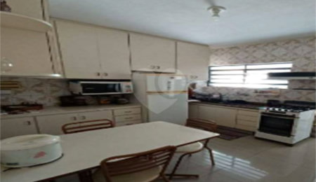 Sobrado à venda com 3 quartos, sendo 1 suíte,  em São Miguel Paulista, São Paulo, SP