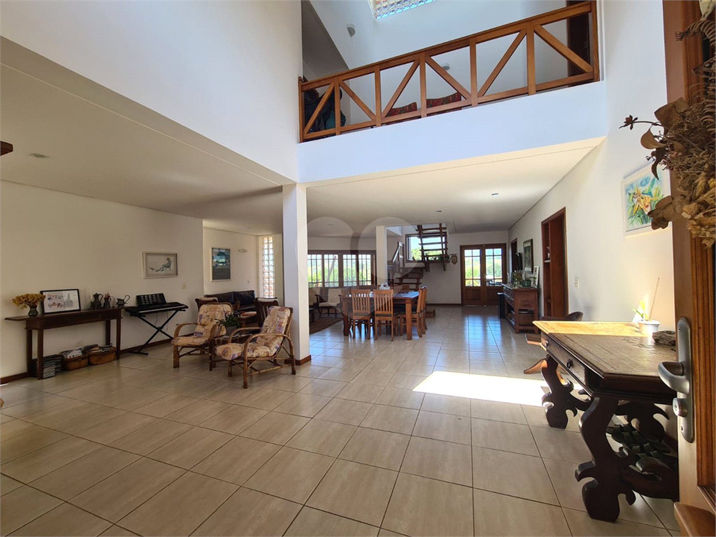 Casa à venda com 4 suítes no condomínio Santa Teresa, Itupeva - SP