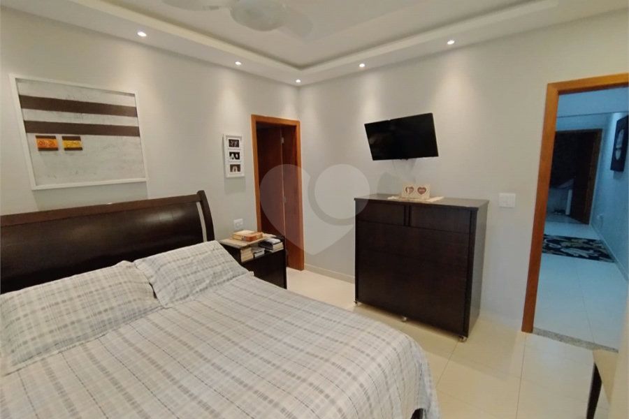 Casa à venda com 3 quartos, sendo 1 suíte,  em Santana, São Paulo, SP