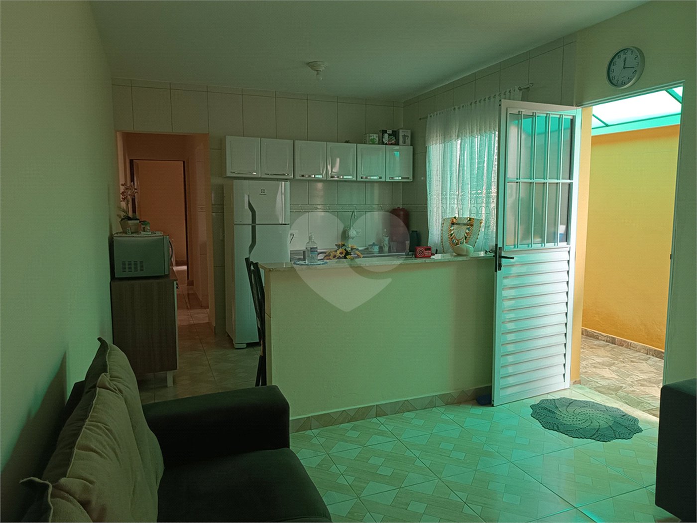 Casa à venda com 2 quartos, sendo 1 suíte, em Jardim Vinhas do Sol (mailasqui), São Roque, SP