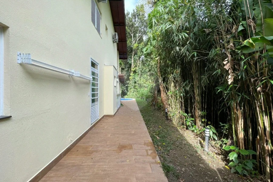 Casa à venda com 4 suítes em Riviera de São Lourenço, Bertioga, SP