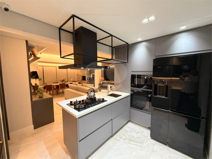 Apartamento à venda com 3 quartos, sendo 1 suíte,  em Granja Julieta, São Paulo, SP