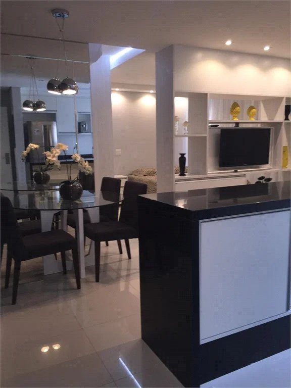 Apartamento à venda com 1 suíte em Vila Gertrudes, São Paulo, SP