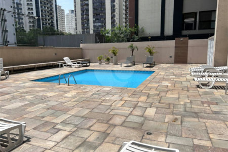 Apartamento à venda com 3 quartos, sendo 1 suíte, em Indianópolis, São Paulo, SP