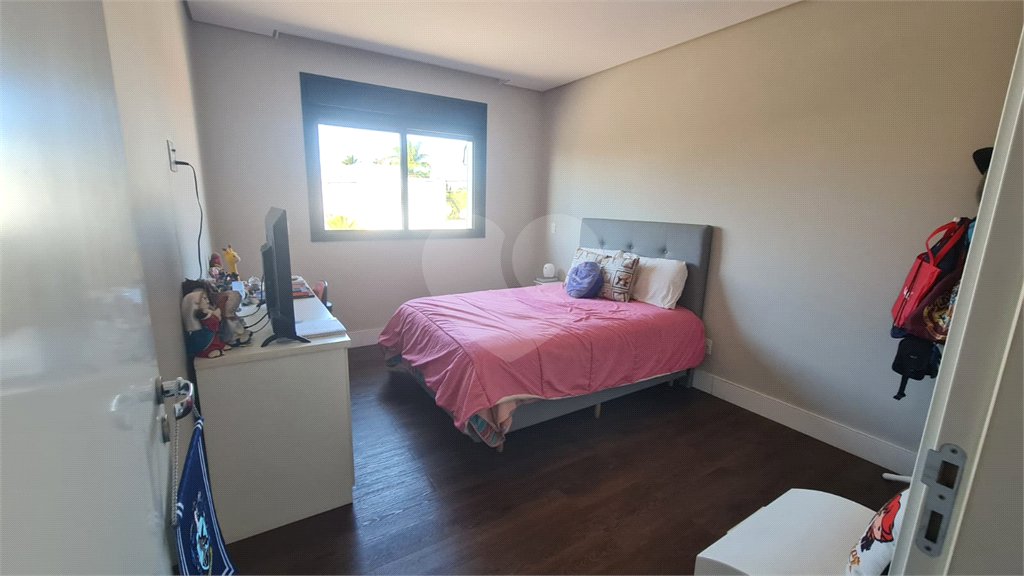Casa à venda com 3 suítes em Vila Nastri, Itapetininga, SP