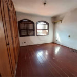 Casa à venda com 3 quartos, sendo 1 suíte, em Jardim das Vertentes, São Paulo, SP