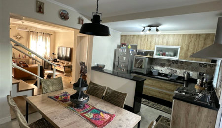 Casa à venda com 3 quartos, sendo 1 suíte, no condomínio Giorno de Solle 2, Jundiaí - SP