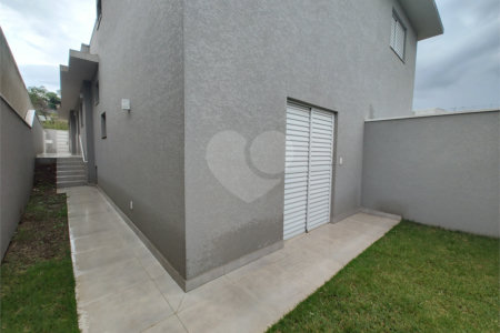Casa Térrea à venda com 3 suítes em Jardim do Lago, Atibaia, SP