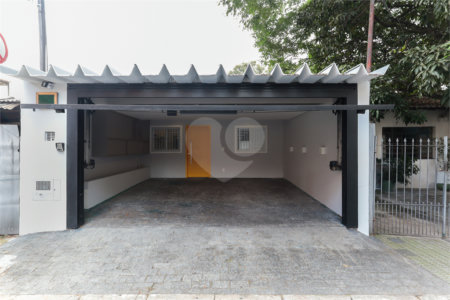 Casa à venda com 2 quartos, sendo 1 suíte,  em Chácara Santo Antônio, São Paulo, SP