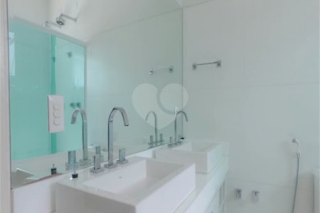 Casa à venda com 3 quartos, sendo 1 suíte, no condomínio Belvedere 2, Votorantim - SP