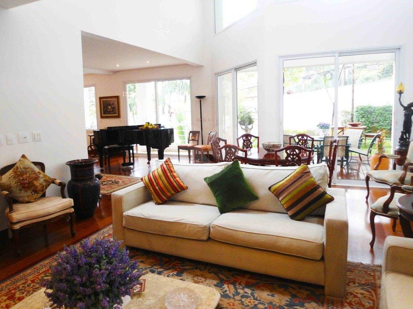 Casa à venda com 4 suítes no condomínio Vila Alba, São Paulo - SP