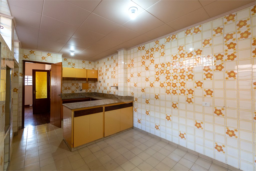 Casa à venda com 4 quartos, sendo 2 suítes, em Perdizes, São Paulo, SP