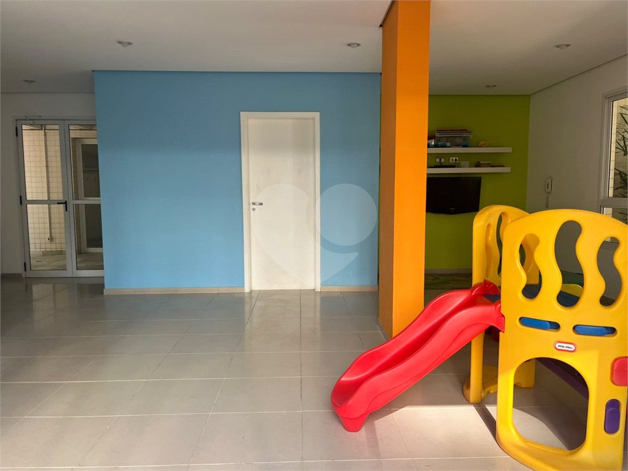 Apartamento à venda com 3 suítes em Real Parque, São Paulo, SP