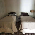 Casa à venda com 5 quartos, sendo 4 suítes, no condomínio Sol Vinhedo, Vinhedo - SP