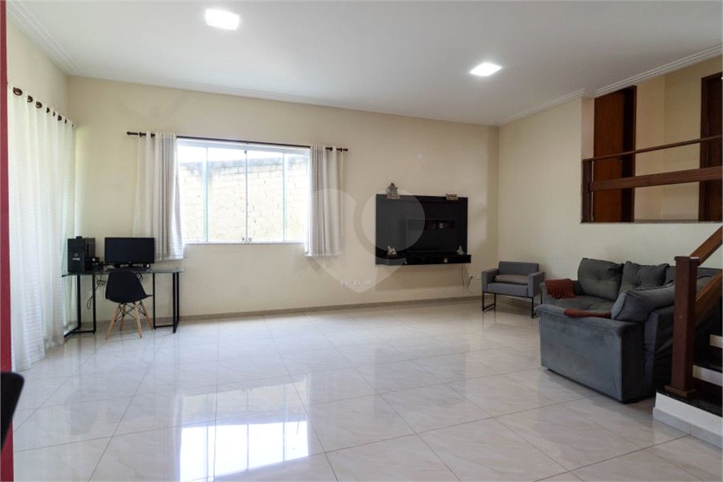 Casa à venda com 3 quartos, sendo 1 suíte,  em Jardim Sontag, Salto, SP