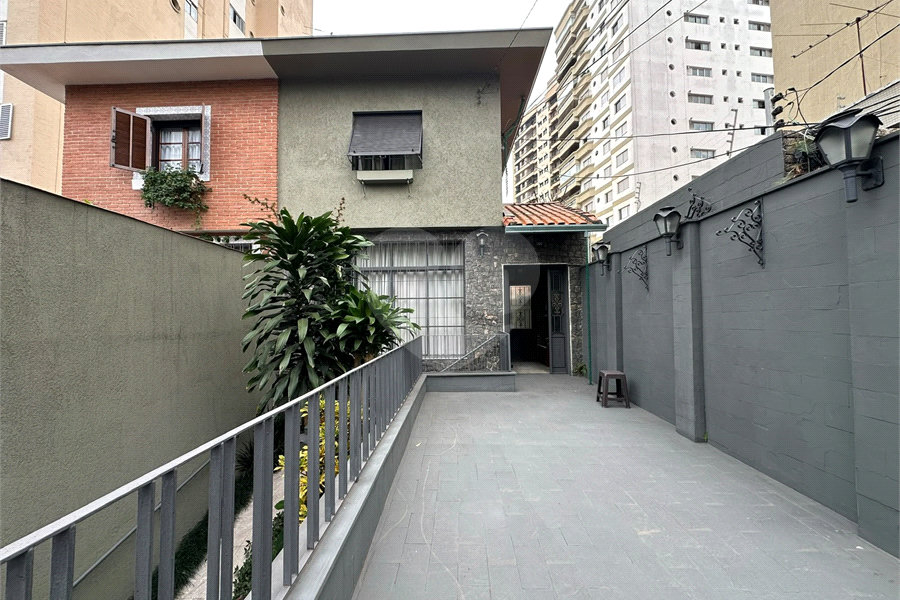 Sobrado à venda com 3 quartos em Santana, São Paulo, SP