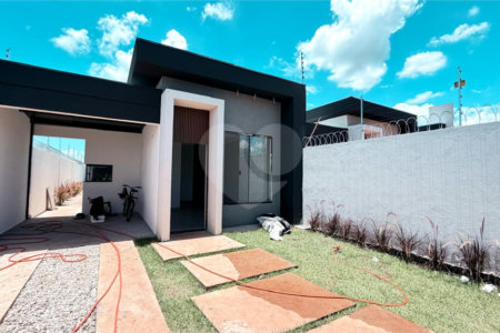 Casa à venda com 2 quartos, sendo 1 suíte,  em Portal das Araras, Três Lagoas, MS