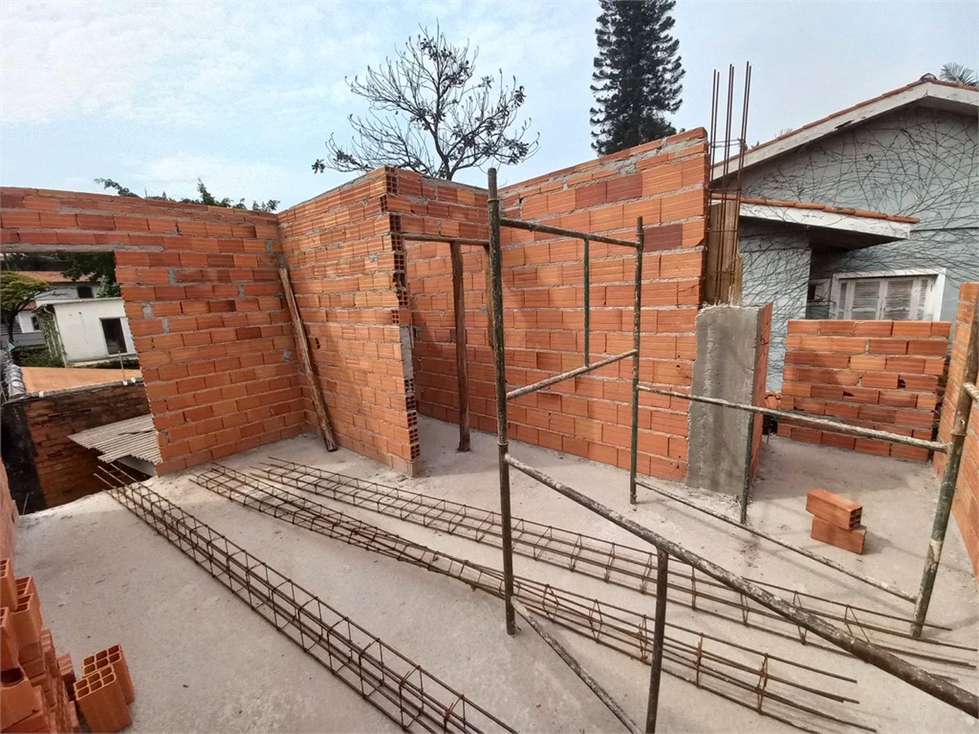 Sobrado à venda com 5 suítes em Jardim Morumbi, São Paulo, SP