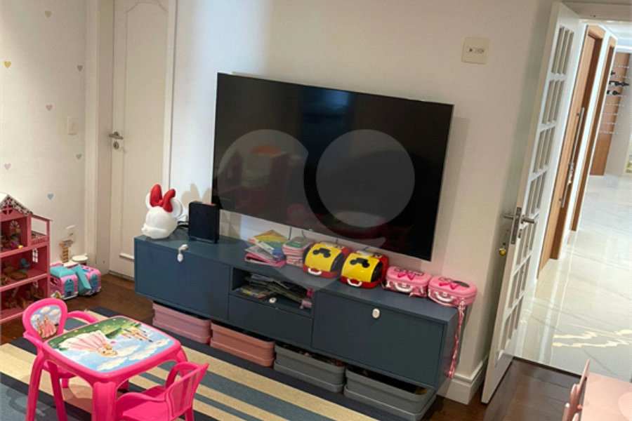 Apartamento à venda com 4 quartos, sendo 2 suítes, em Santana, São Paulo, SP
