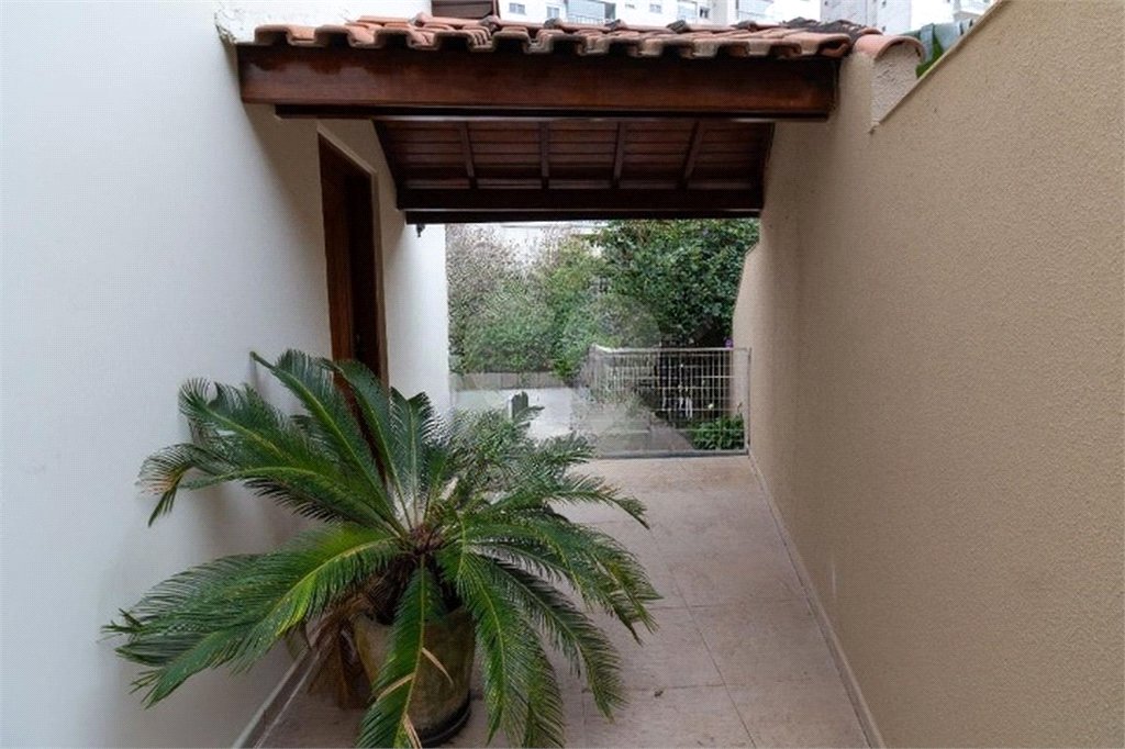 Casa à venda com 3 suítes em Jardim das Vertentes, São Paulo, SP