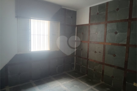 Casa Térrea à venda com 3 quartos, sendo 1 suíte,  em Campininha, São Paulo, SP