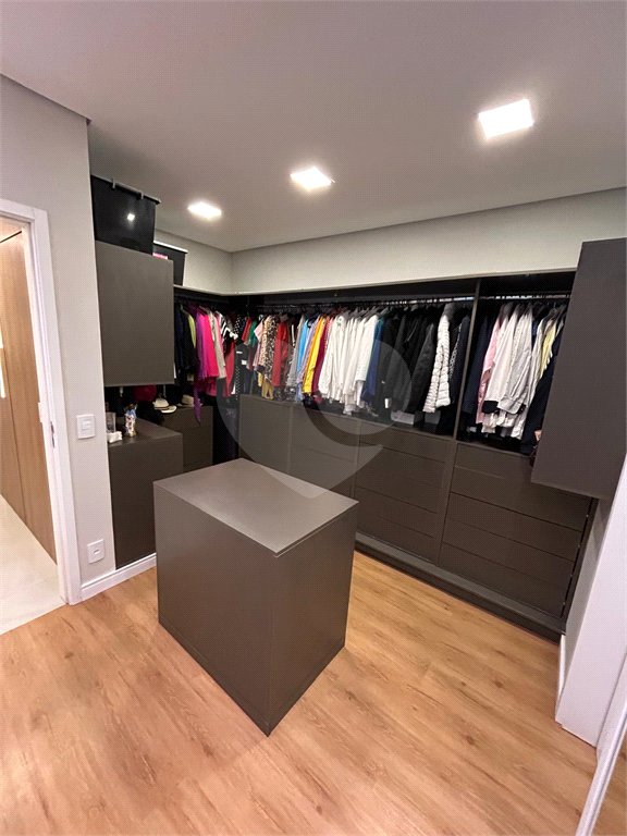 Apartamento à venda com 3 suítes em Jardim Faculdade, Sorocaba, SP