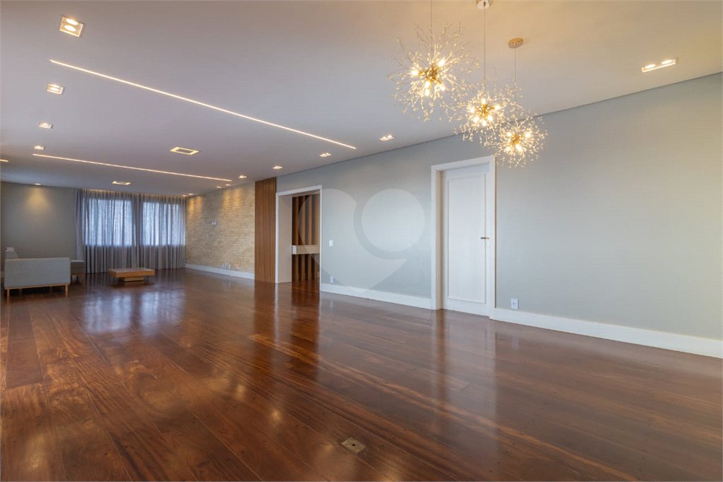 Apartamento à venda com 4 suítes em Vila Sofia, São Paulo, SP
