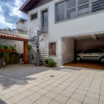Casa à venda com 3 quartos, sendo 1 suíte, em Alto da Boa Vista, São Paulo, SP
