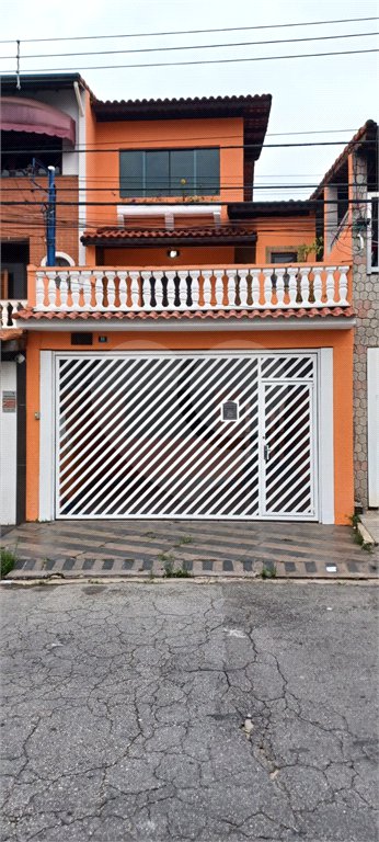 Sobrado à venda com 3 quartos, sendo 1 suíte, em Parque Renato Maia, Guarulhos, SP