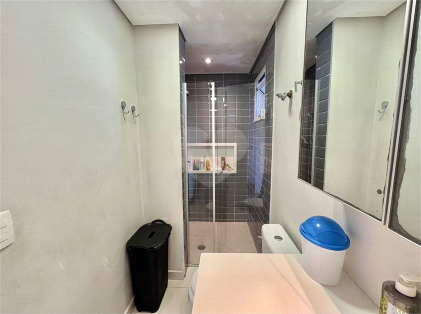 Cobertura à venda com 3 quartos, sendo 1 suíte, em Vila Mariana, São Paulo, SP