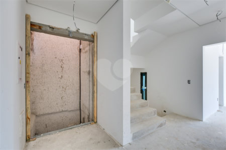 Casa à venda com 4 quartos, sendo 2 suítes, no condomínio Casa Jardim Ibirapuera, São Paulo - SP