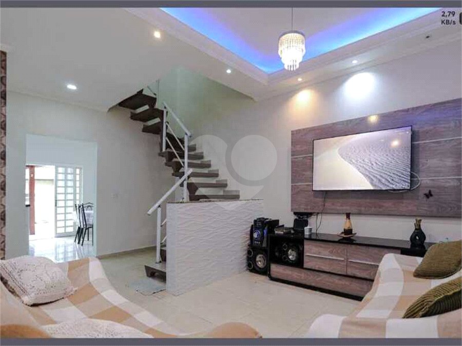 LINDO SOBRADO NO RESIDENCIAL SOLARES – MOGI DAS CRUZES/SP