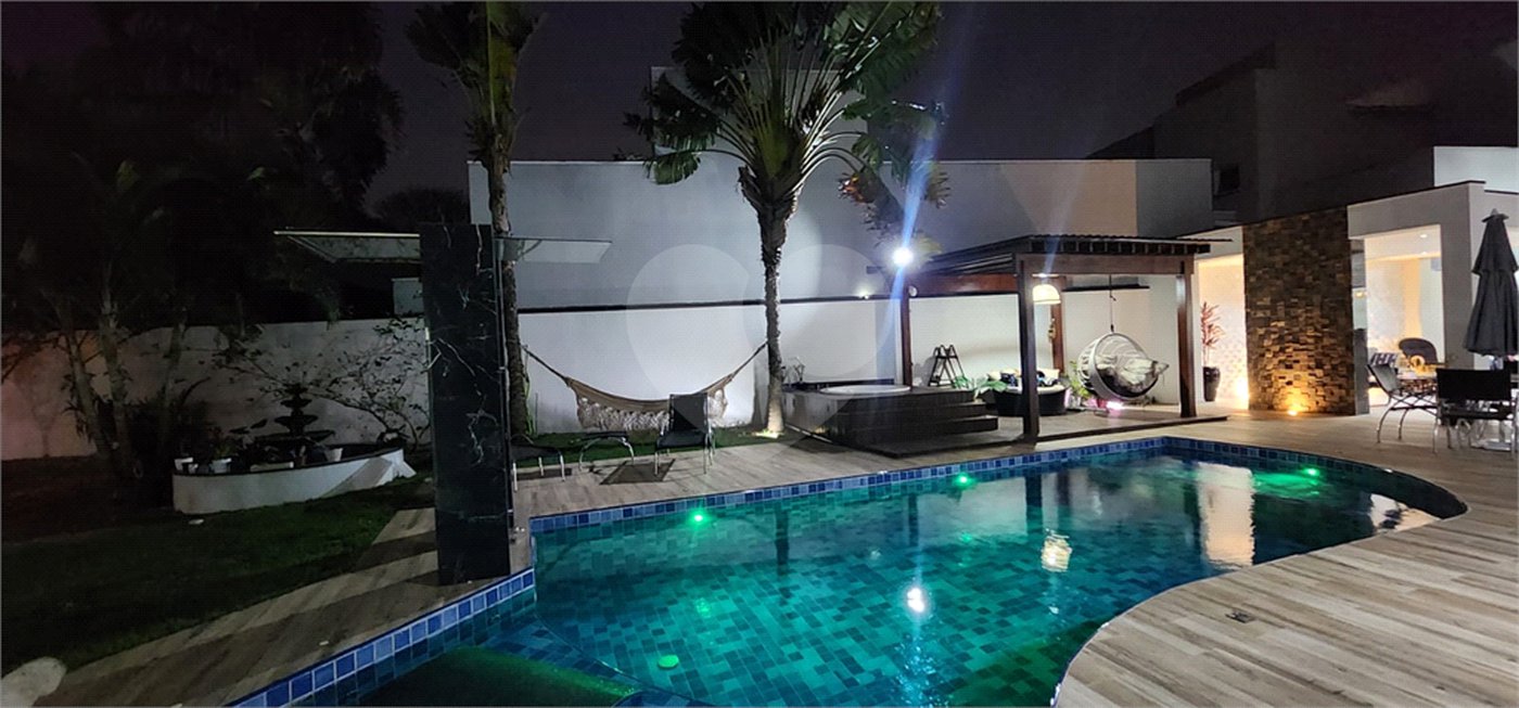 Casa à venda com 5 suítes no condomínio Portal da Vila Rica, Itu - SP